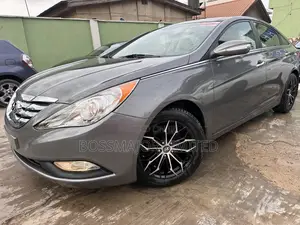 Hyundai Sonata Limited Sedan FWD (2.4L 4cyl 6A) 2013 Gray