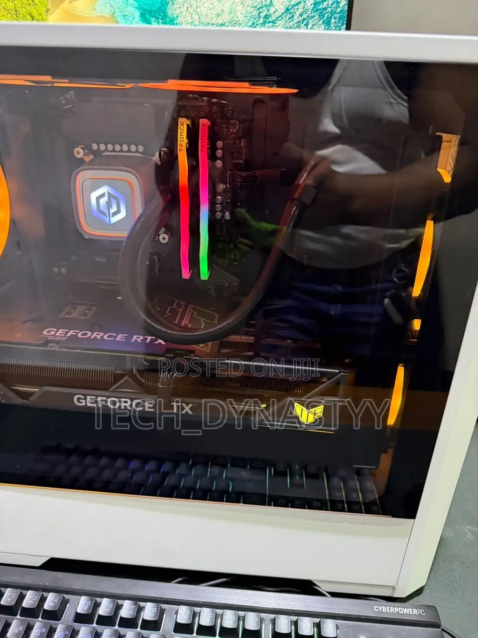 New CyberpowerPC Supreme Gaming Desktop 64GB Intel Core i9 SSD 2T