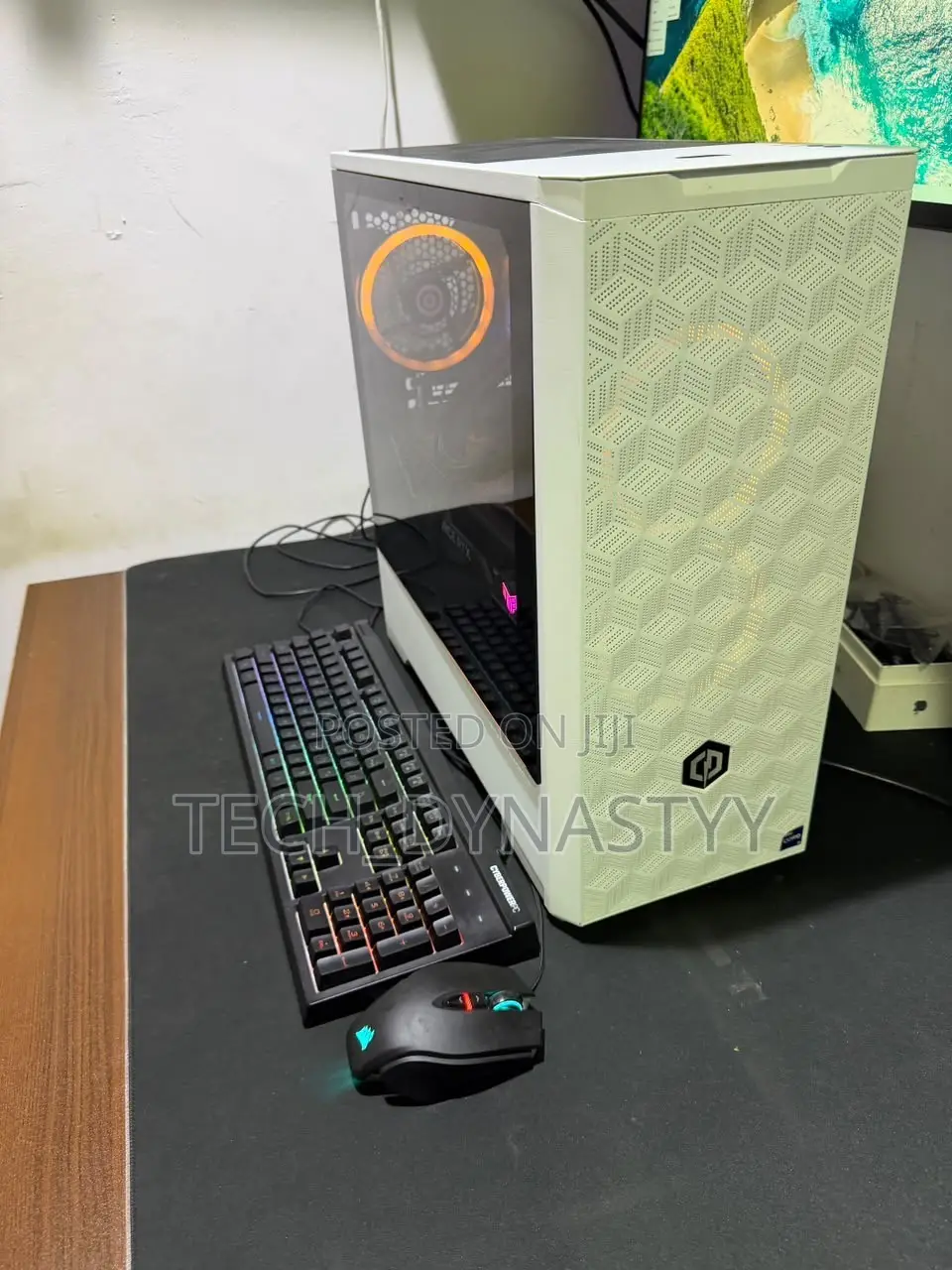 New CyberpowerPC Supreme Gaming Desktop 64GB Intel Core i9 SSD 2T