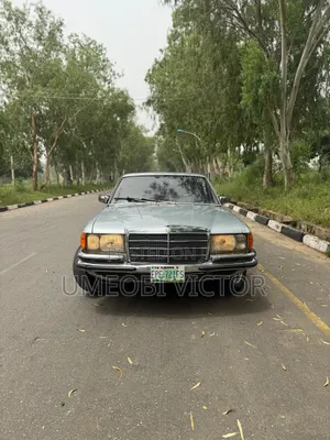 Mercedes-Benz 1622 1970 Silver