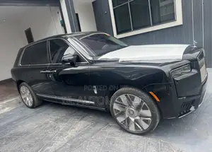 Rolls-Royce Cullinan 2025 Black