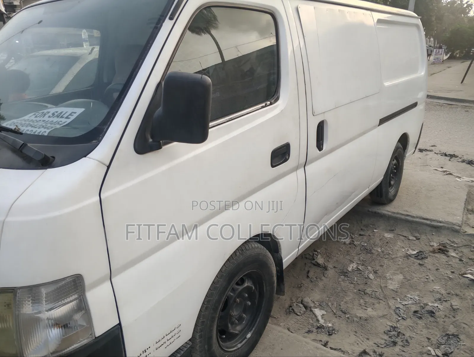 Nissan Caravan (Urvan) 2005 White