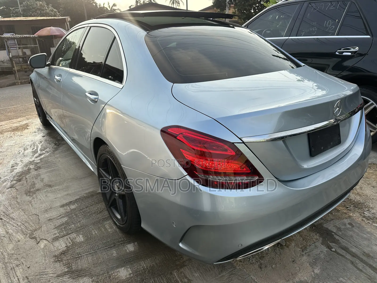 Mercedes-Benz C300 2016 Blue