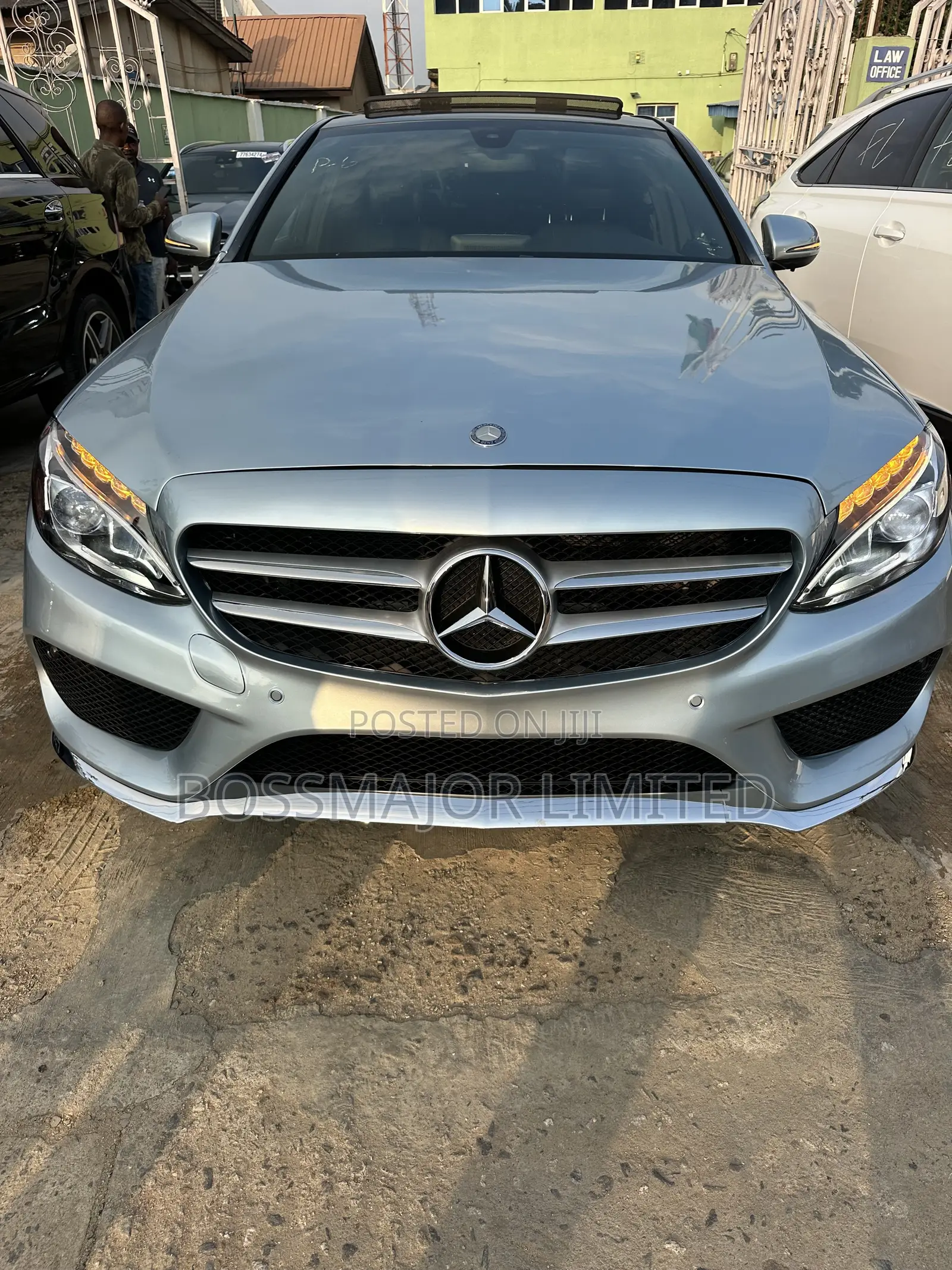 Mercedes-Benz C300 2016 Blue