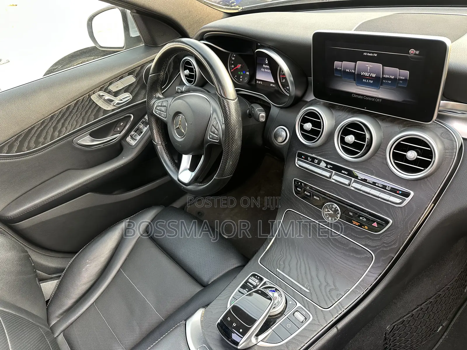 Mercedes-Benz C300 2016 Blue