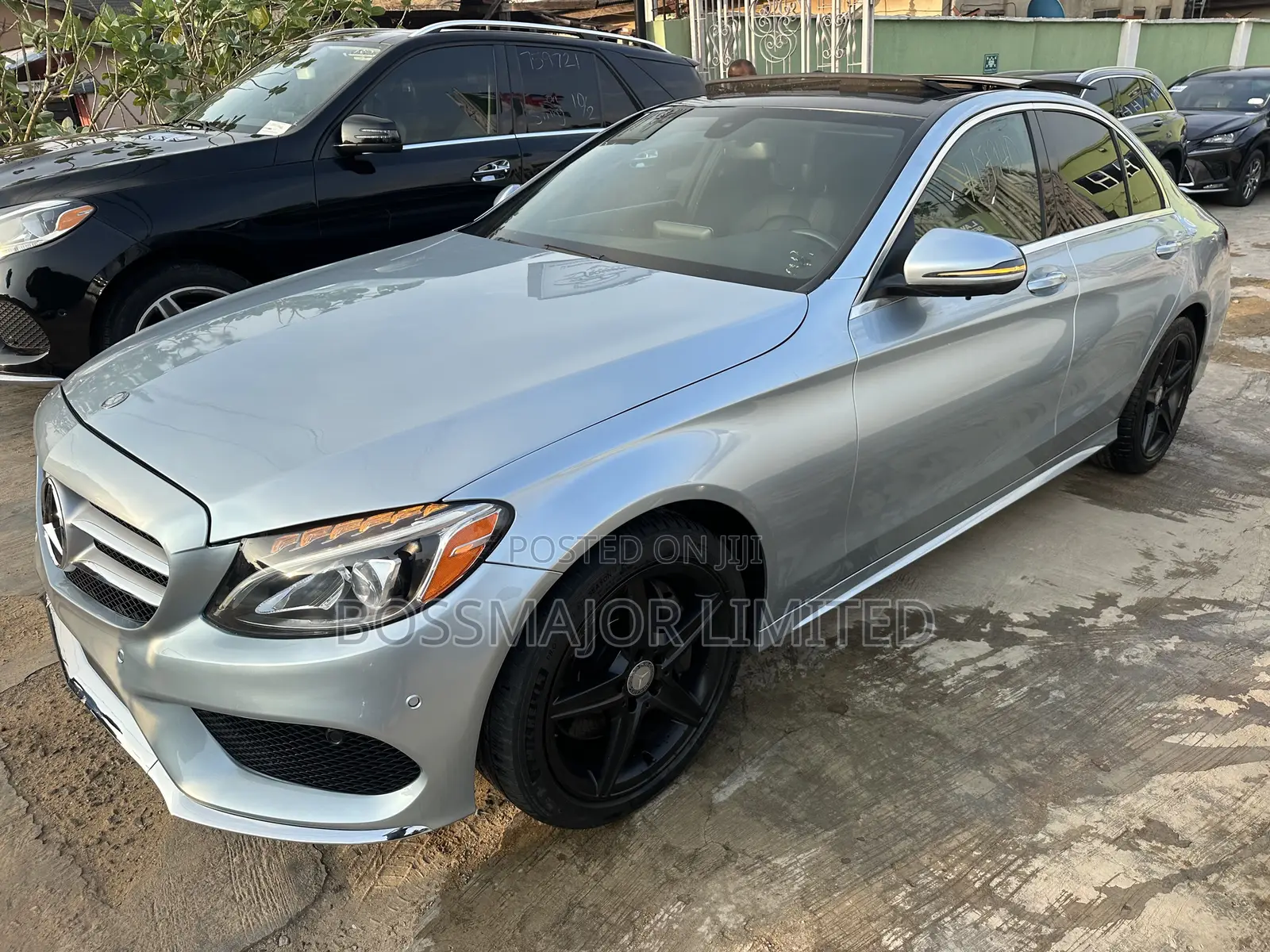 Mercedes-Benz C300 2016 Blue