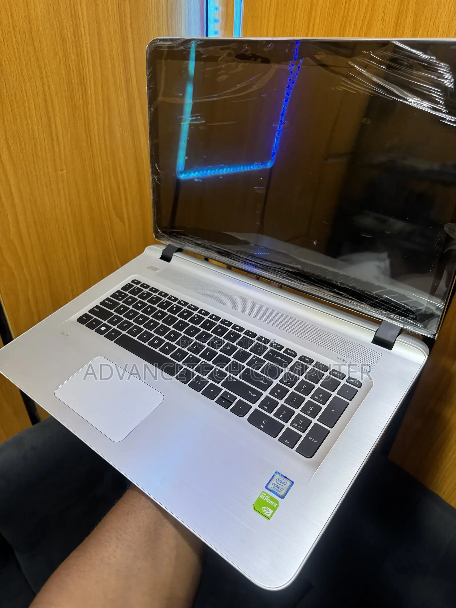 Laptop HP Envy 17 16GB Intel Core i7 SSD 256GB