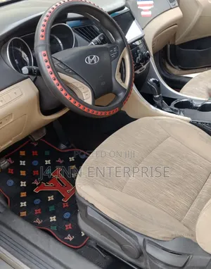 Hyundai Sonata 2012