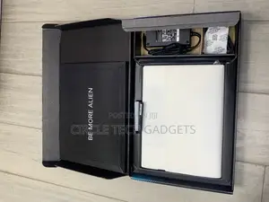 New Laptop Alienware 16 Aurora 64GB Intel Core 7 SSD 2T