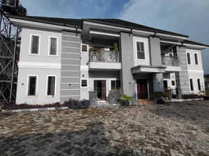 2bdrm Block of Flats in Gra Ph, Port-Harcourt for rent
