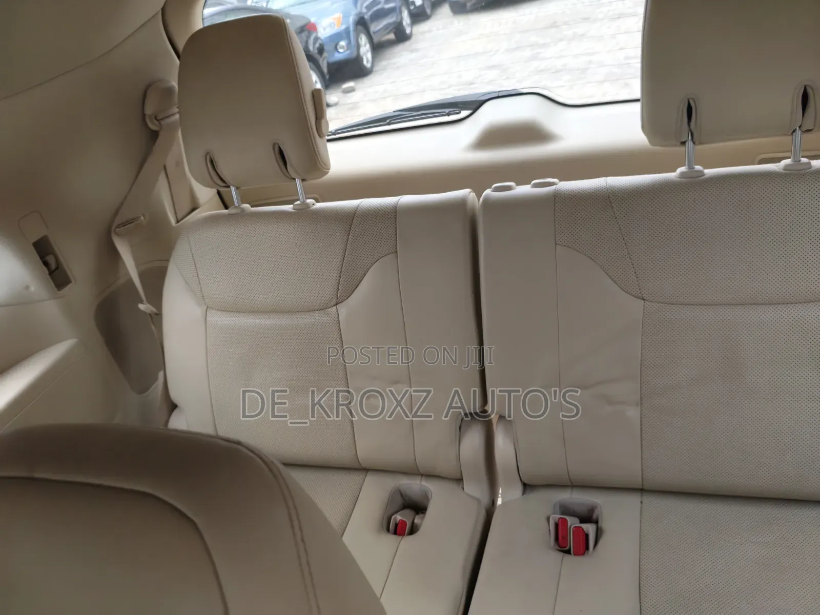 Lexus LX 570 AWD 2017 White