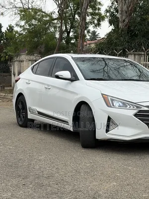 Hyundai Elantra Sport 2020 White