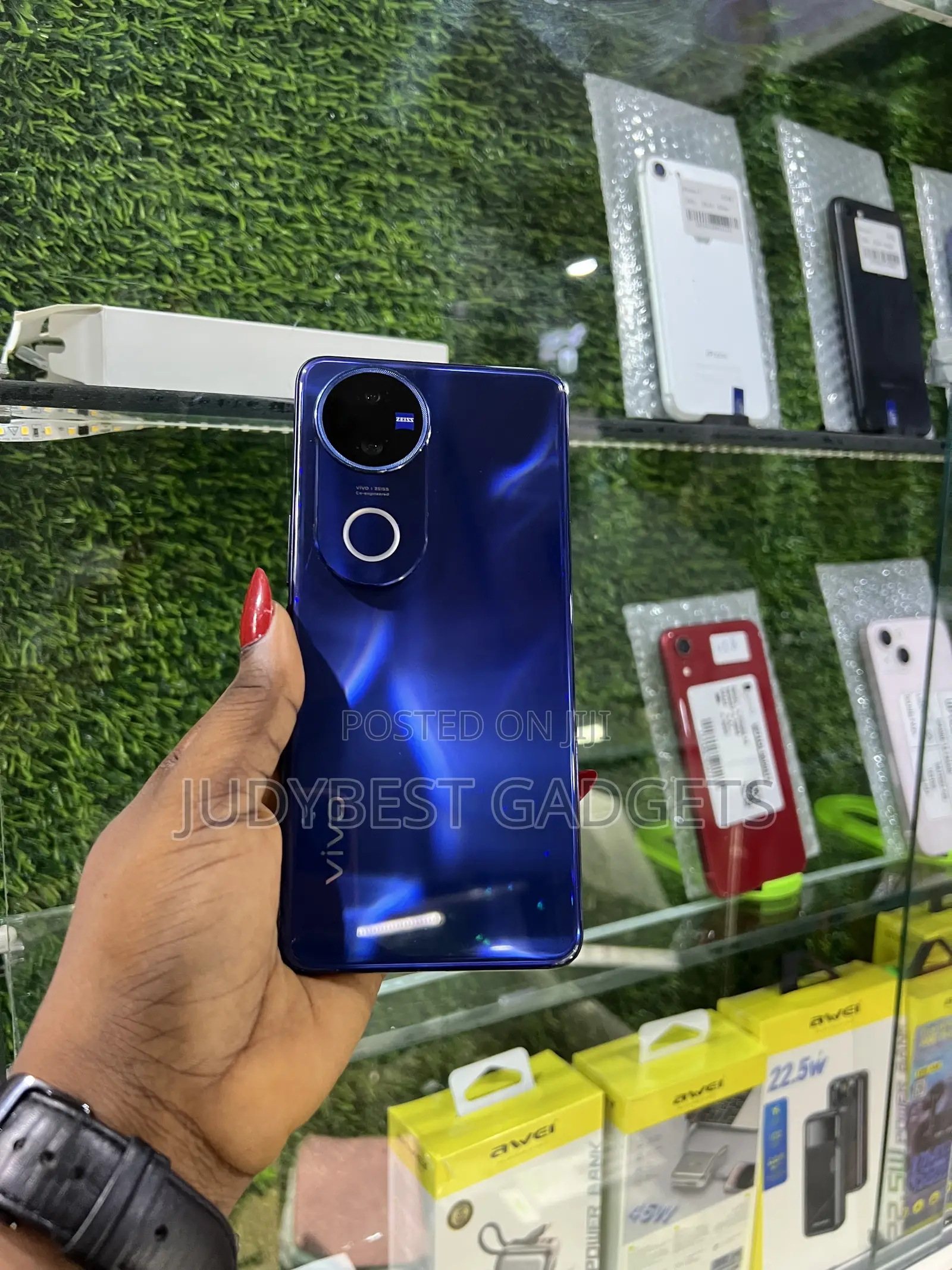 Vivo V50 512 GB Blue