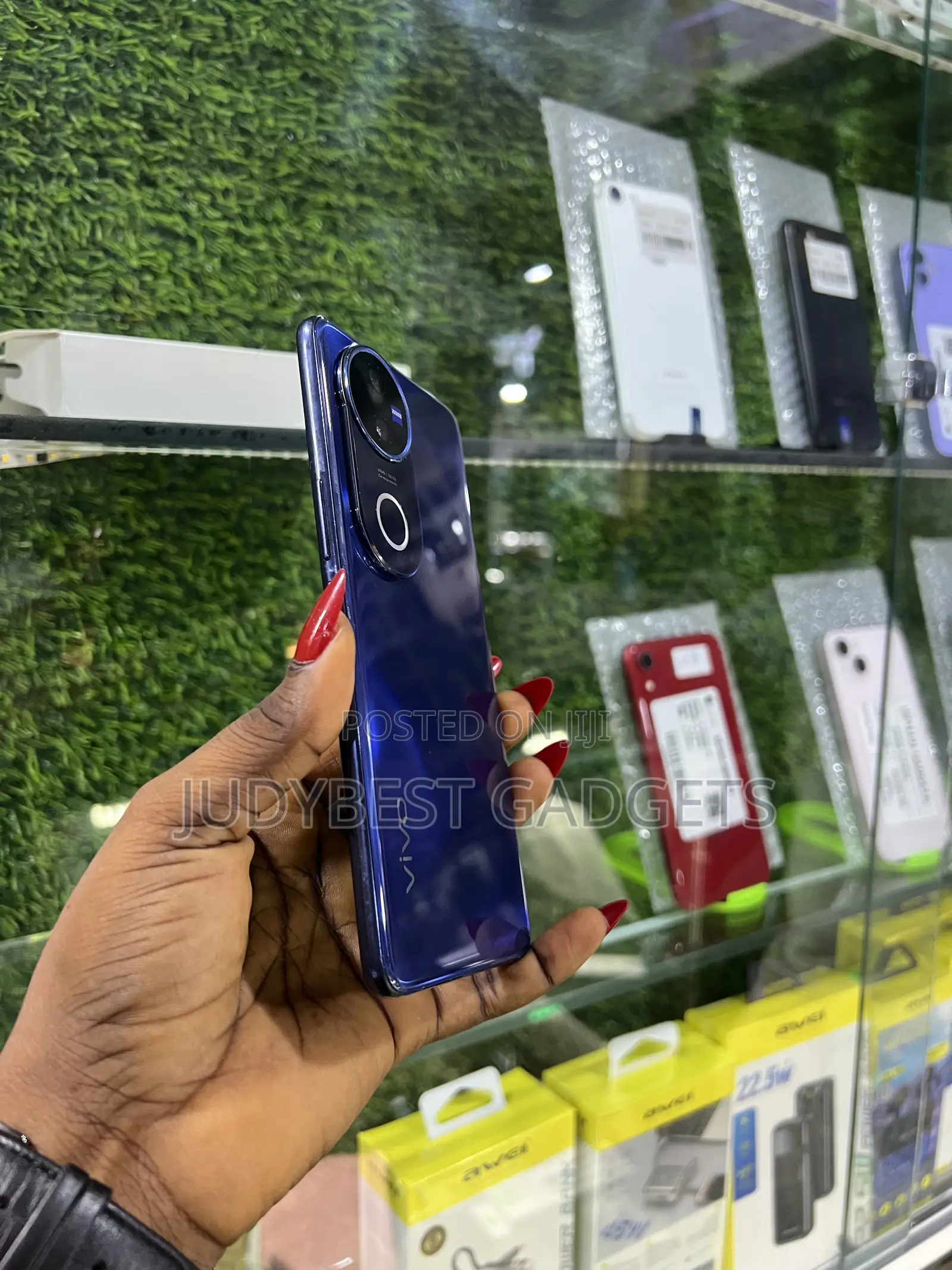 Vivo V50 512 GB Blue