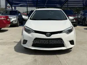 Toyota Corolla LE Eco 4dr Sedan (1.8L 4cyl CVT) 2016 White