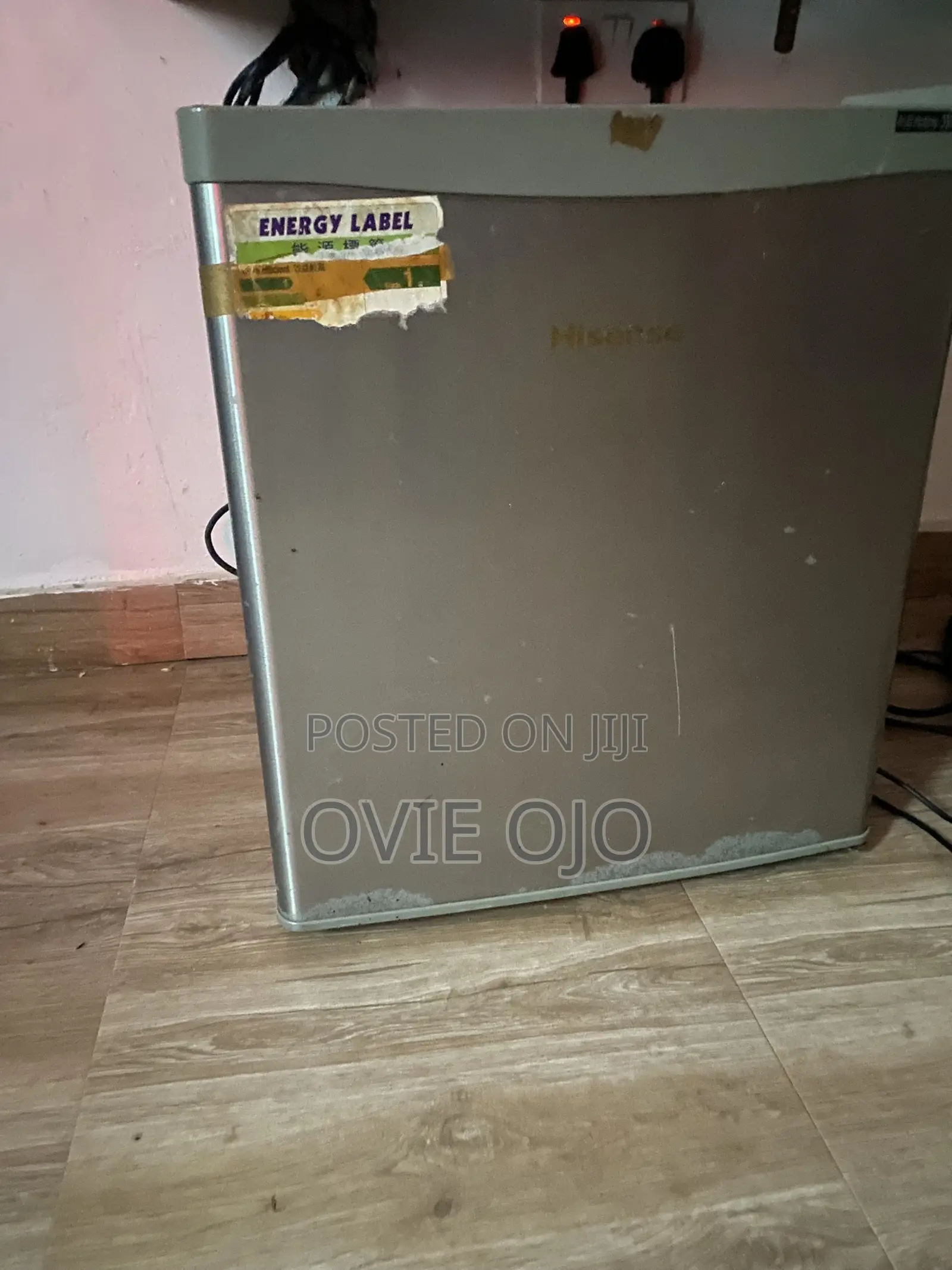 Hisense Mini Fridge
