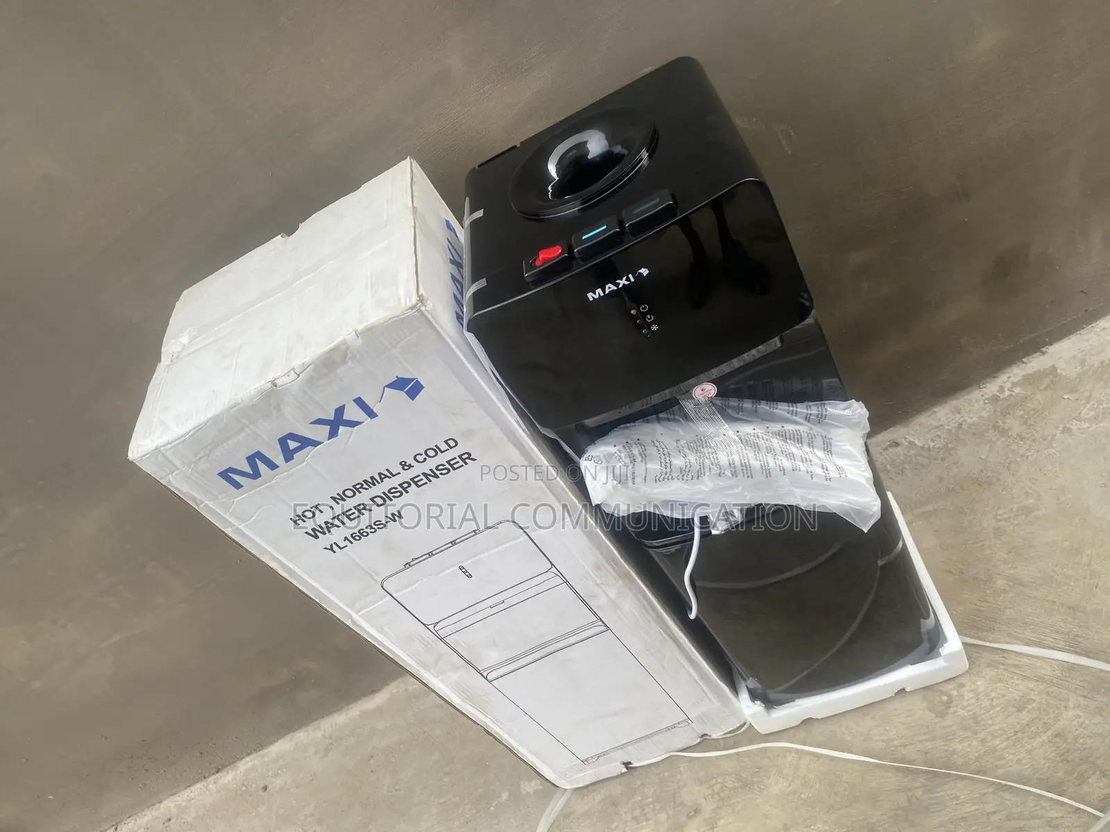 MAXI YL1663S-W Water Dispenser Featuring Three Separate Faucets