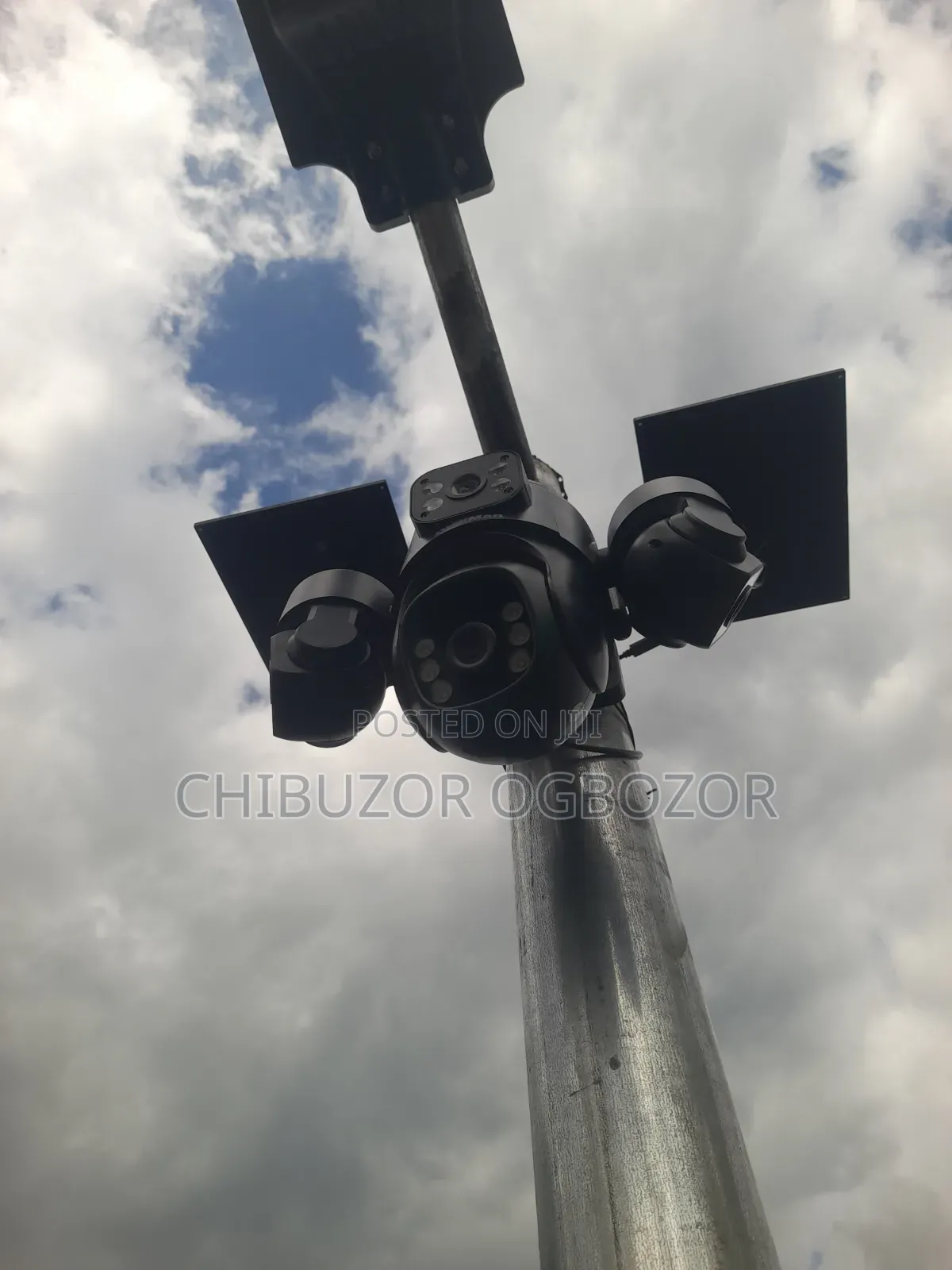 PTZ Solar Powered Surveillance Camera