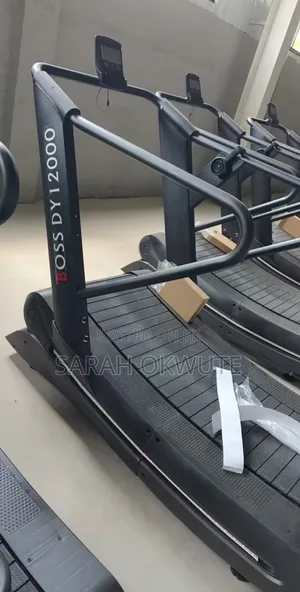 Heavy Duty/ Commercial Curved Manual Treadmill