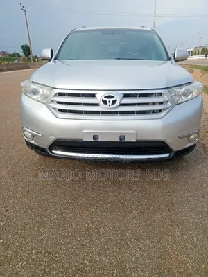 Toyota Highlander Limited 3.5l 4WD 2013 Silver