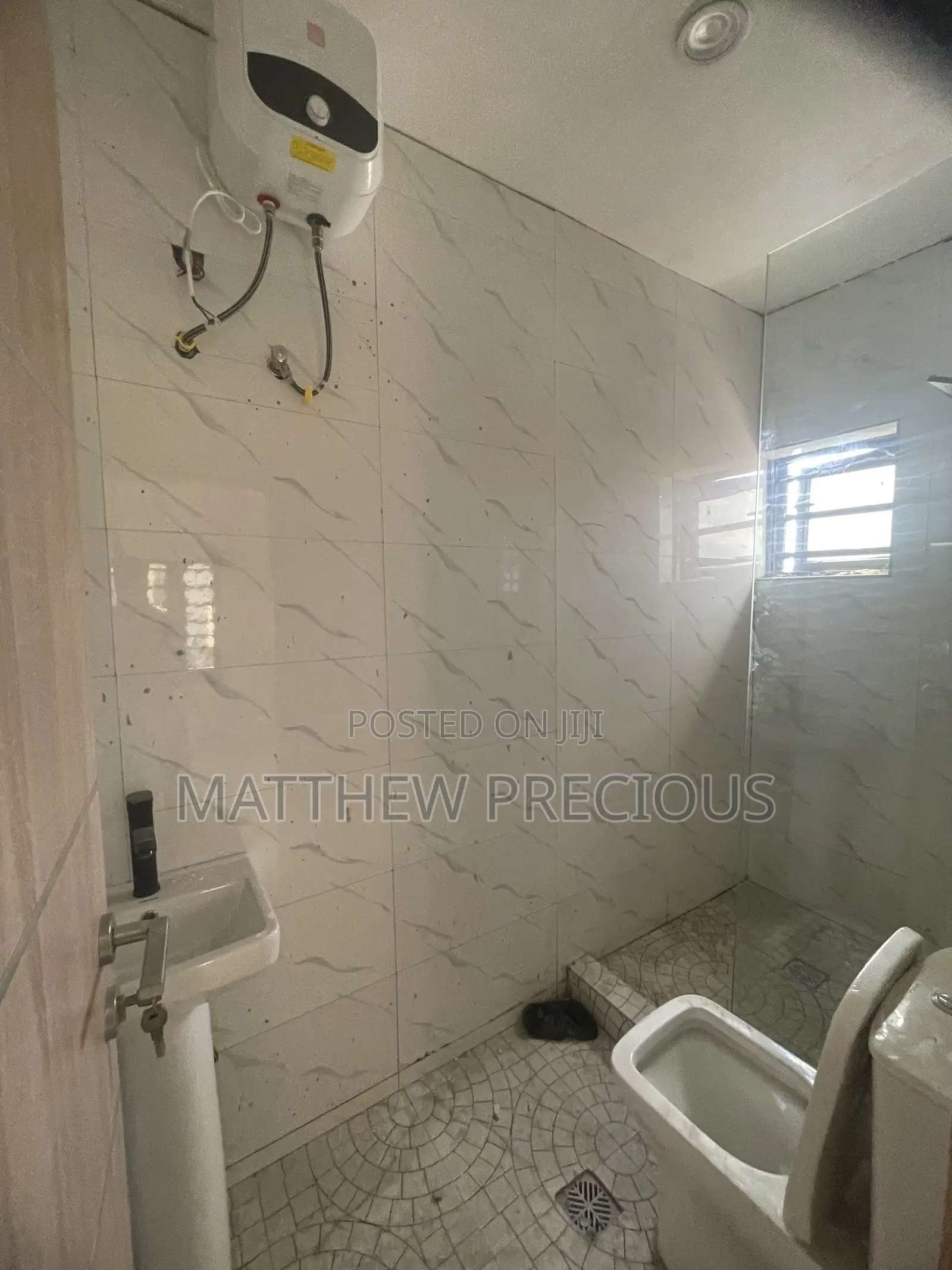 Mini Flat in Badore for rent