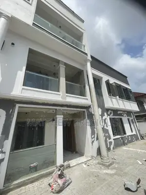Mini Flat in Badore for rent