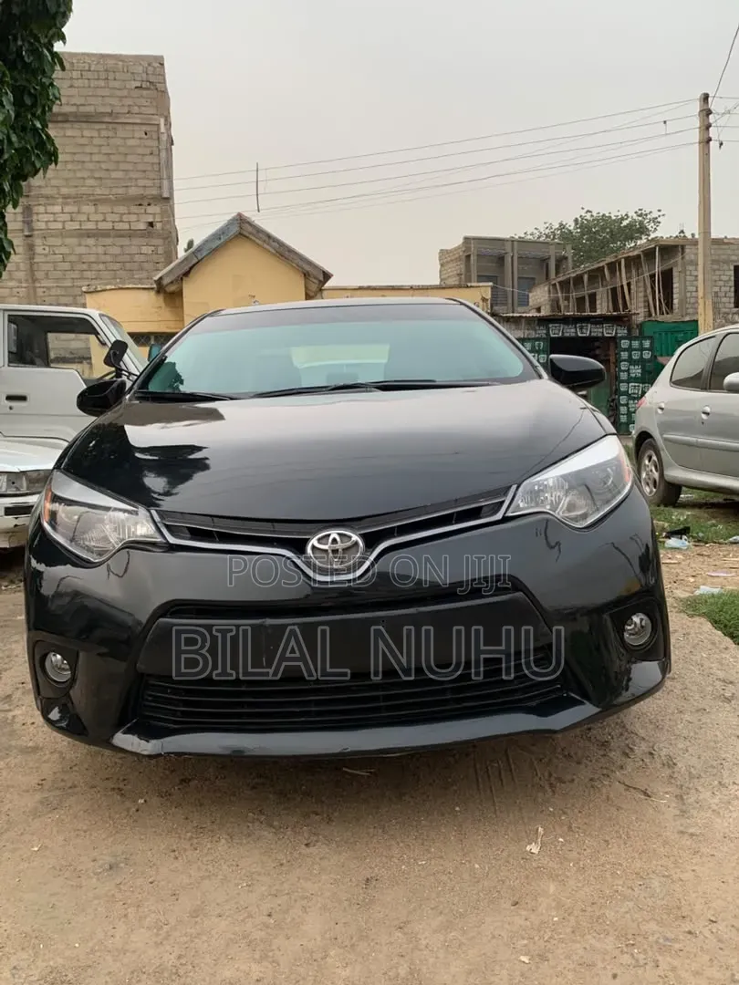 Toyota Corolla 2015 Black