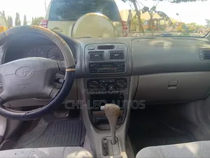 Toyota Corolla 2000 Silver