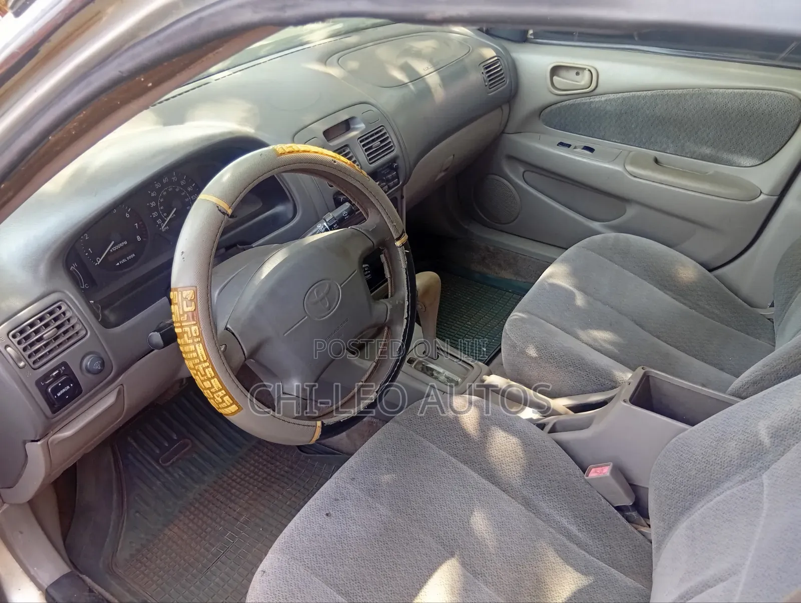 Toyota Corolla 2000 Silver