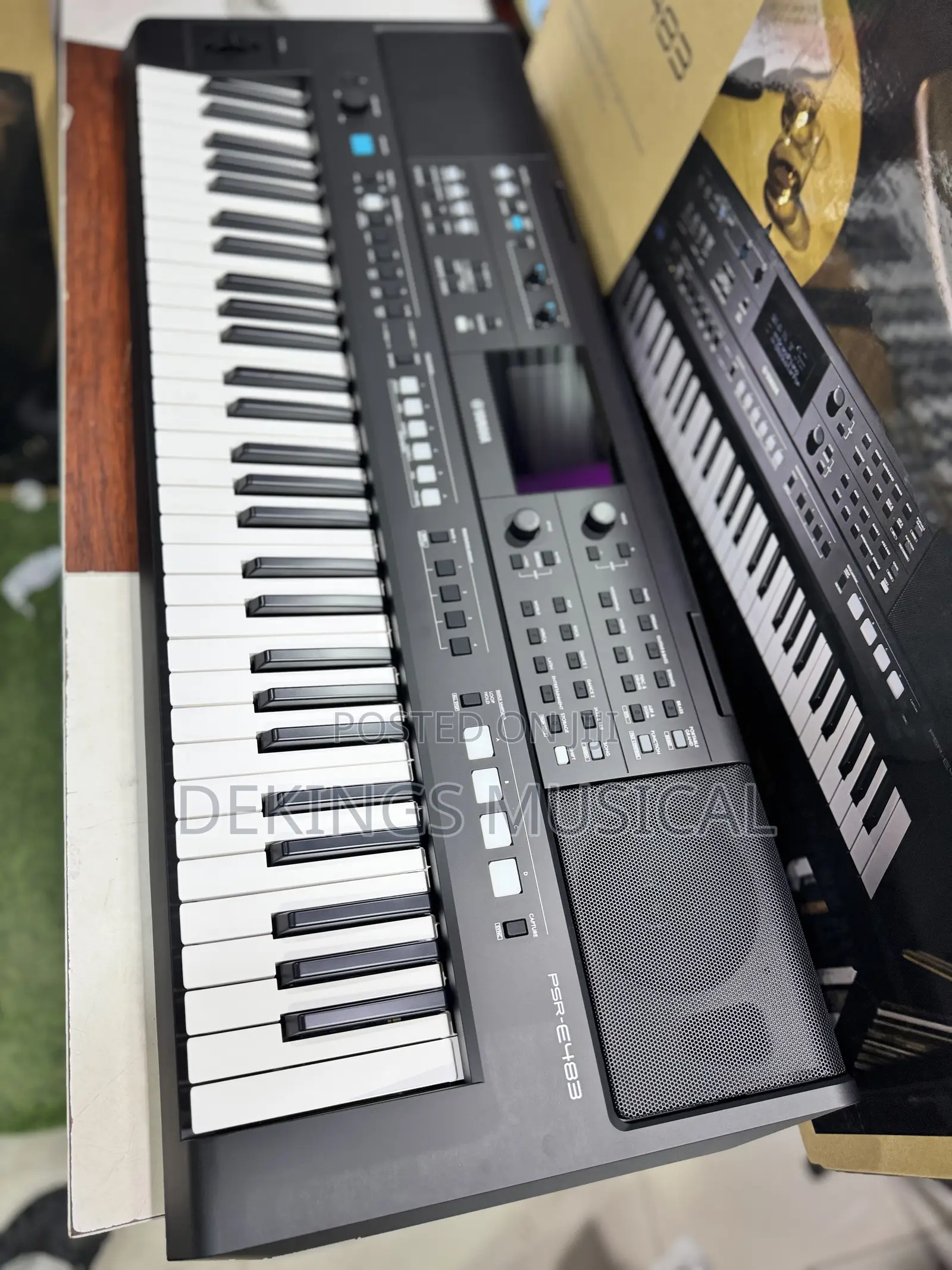 Original Yamaha Keyboard for Church PSR-e483