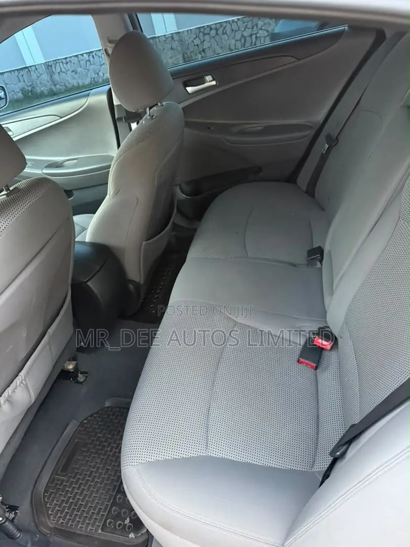 Hyundai Sonata 2013 Silver