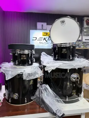 Drummer Boss Drumset C7S