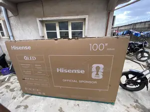 Hisense 100Q7Q 100-Inch Smart QLED Television for Sports Viewing