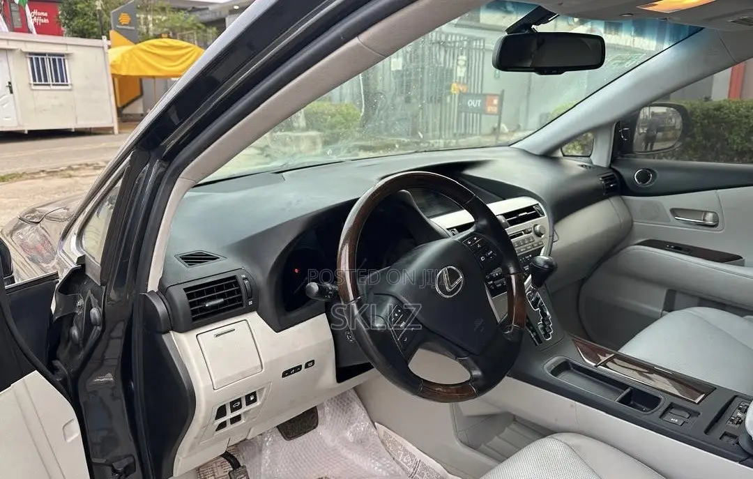 Lexus RX 2011 Gray