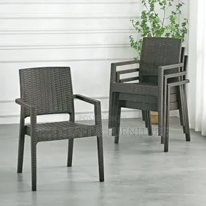 Plastic Rattan Design Dining Set by 4 Seaters