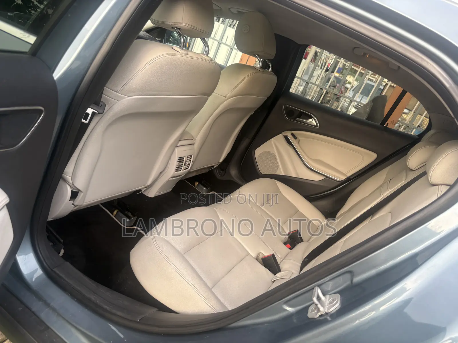 Mercedes-Benz GLA-Class 2015 Green