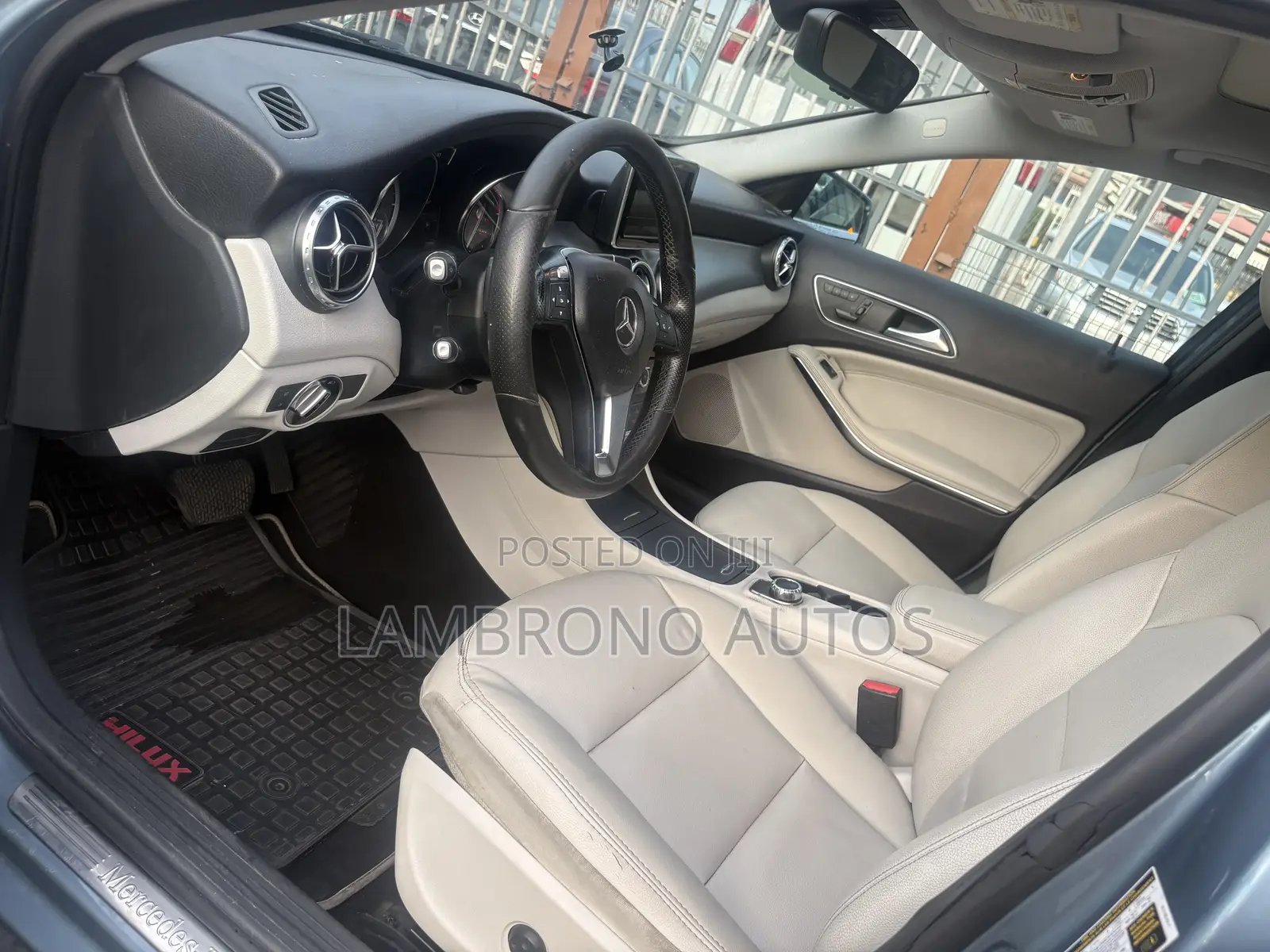 Mercedes-Benz GLA-Class 2015 Green