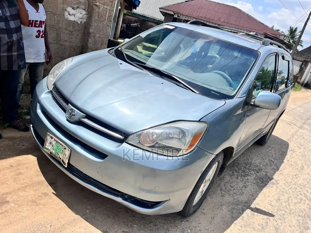 Toyota Sienna 2009 Green