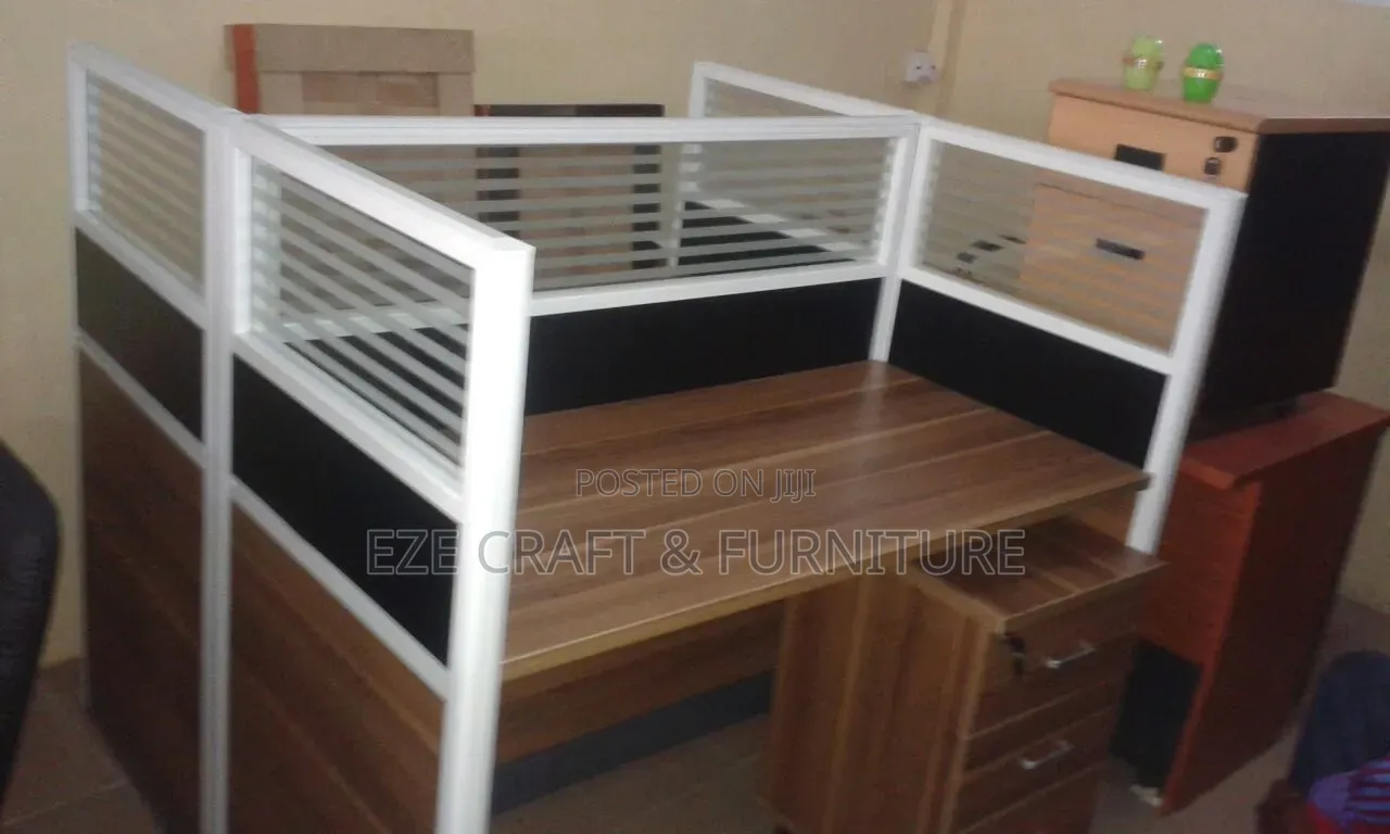 By 2 Staffs Workstation Table
