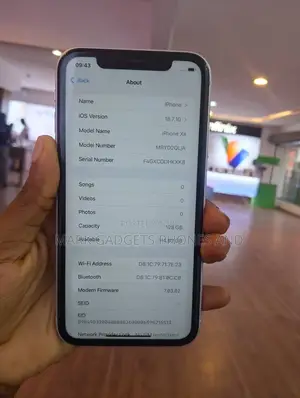 Apple iPhone XR 128 GB White