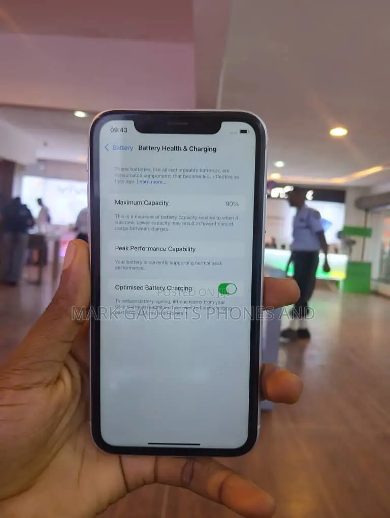 Apple iPhone XR 128 GB White