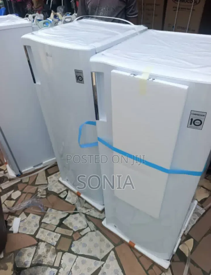 Solar Fridge Available With Panel