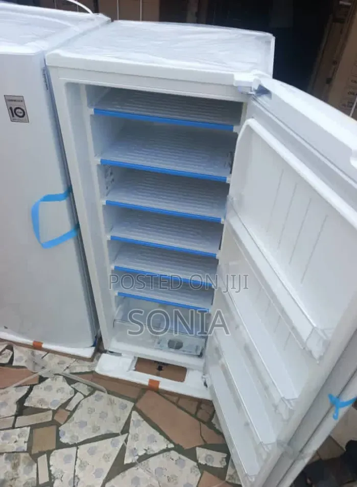 Solar Fridge Available With Panel