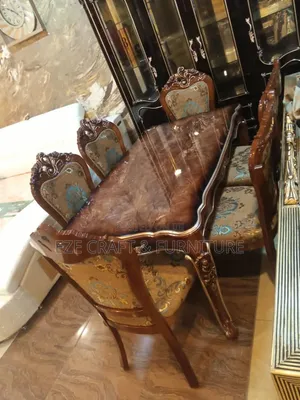 Luxury Royal Dining Set by 6seaters