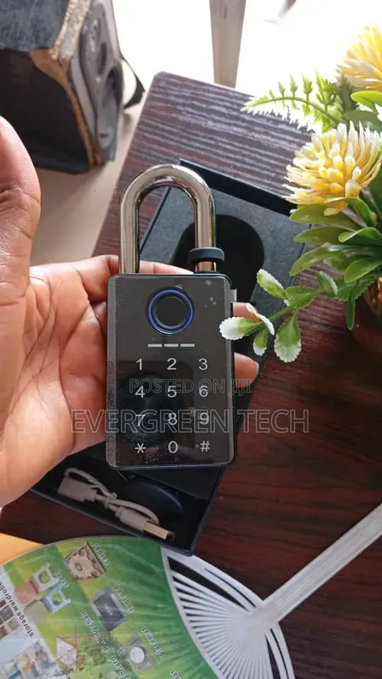 Smart Tuya Fingerprint Pad Lock