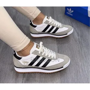 Trendy Fashion Sneakers