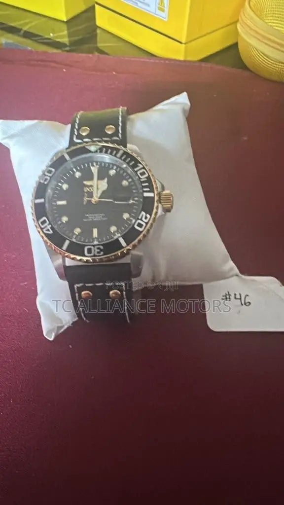 Invicta Men Watch