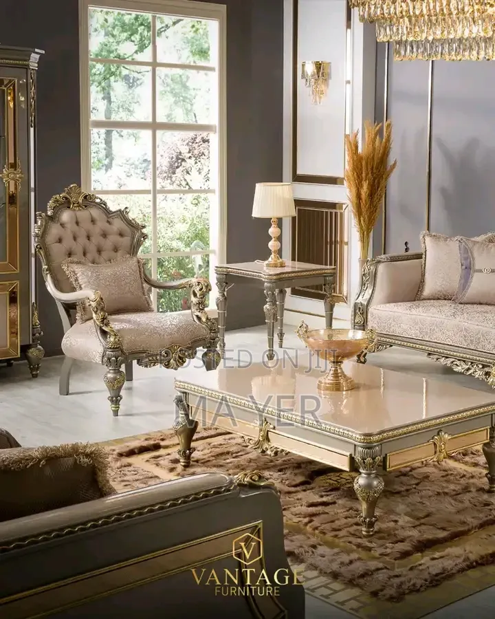 Royal Sofa
