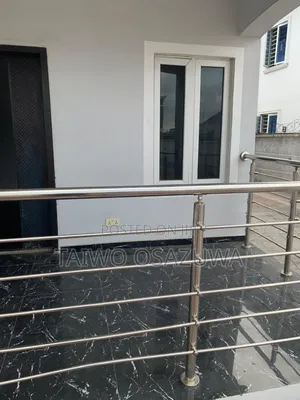 2bdrm Block of Flats in Addo Road, Ado / Ajah for rent