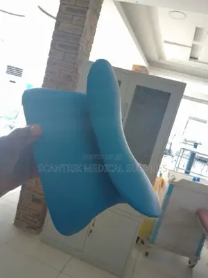 Natural Gravity Neck Stretching Support